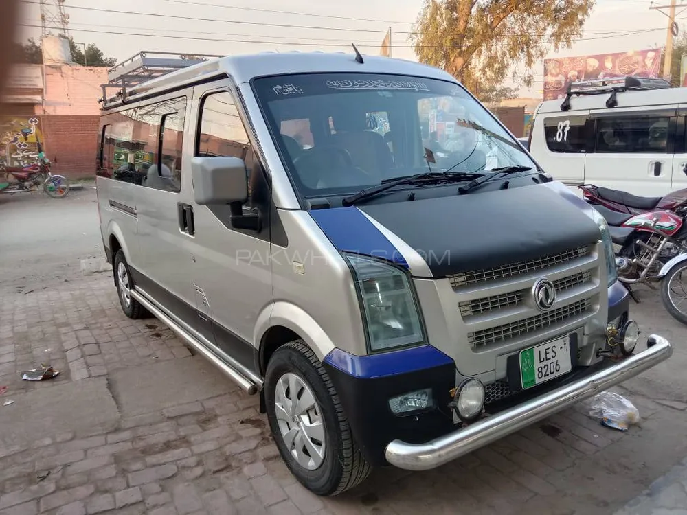 DFSK C37 2017 for Sale in Kharian Image-1