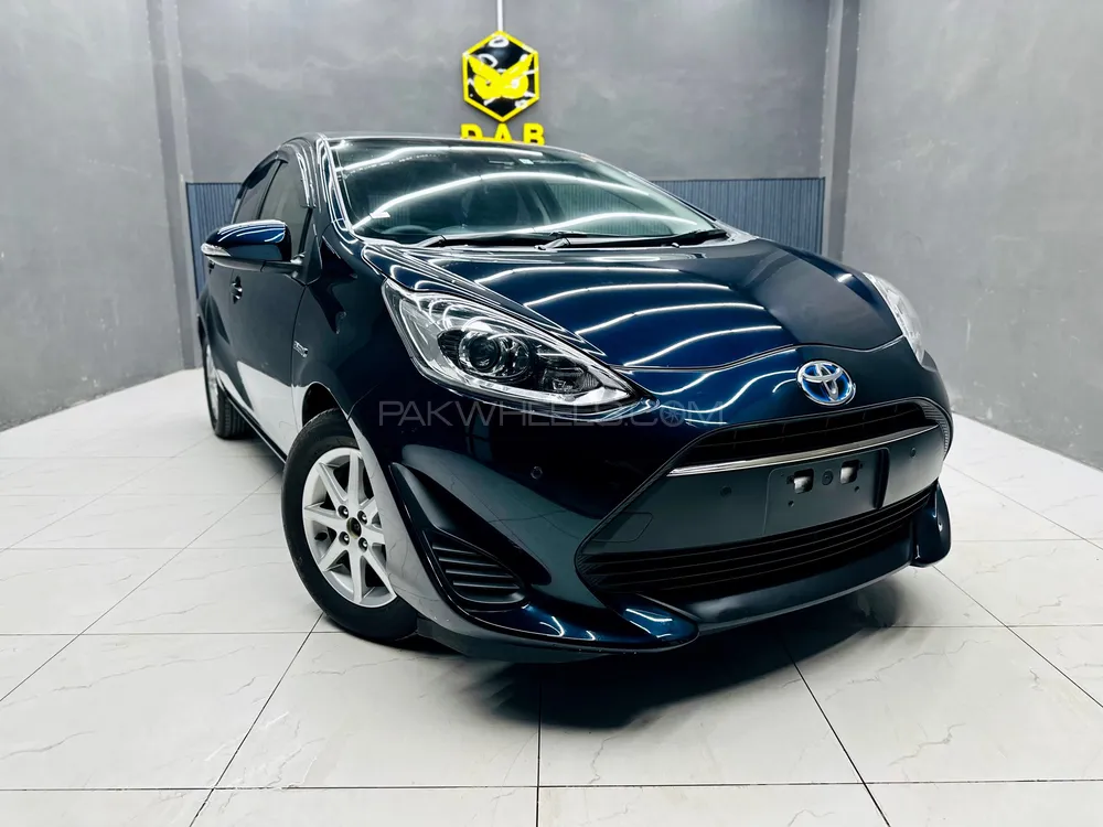 Toyota Aqua 2019 for Sale in Lahore Image-1