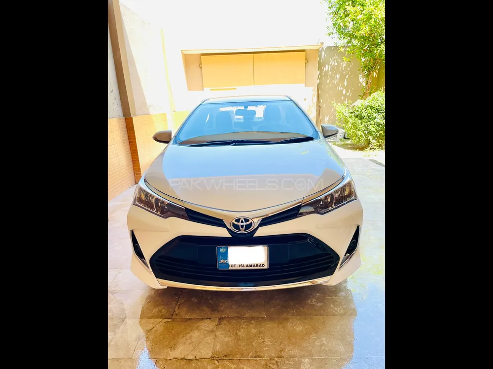 Toyota Corolla 2021 for Sale in Nowshera Image-1