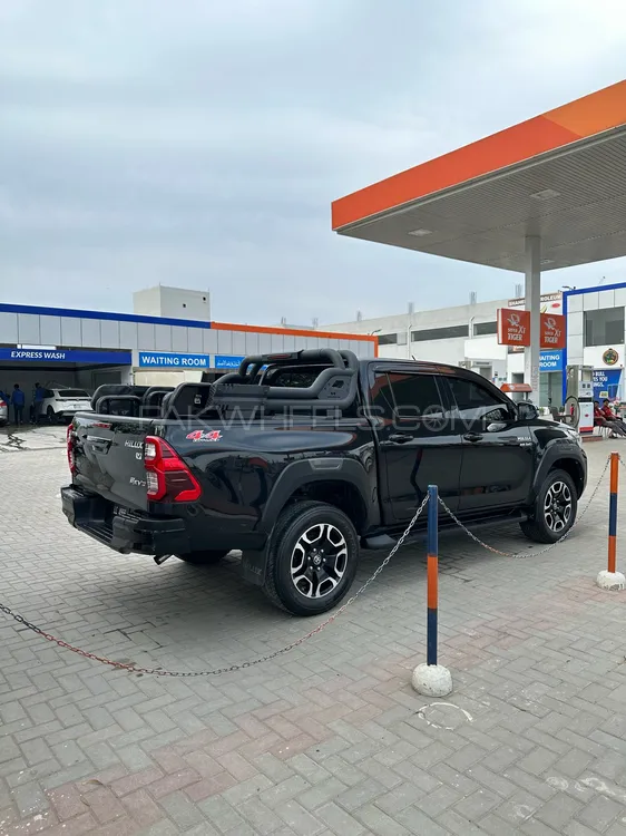 Toyota Hilux 2021 for Sale in Islamabad Image-1