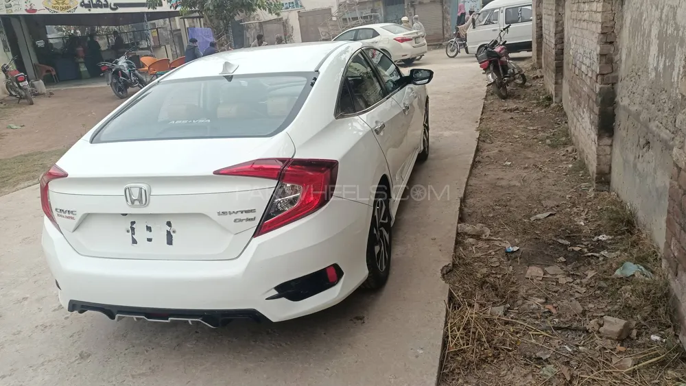 Honda Civic 2017 for Sale in Kharian Image-1