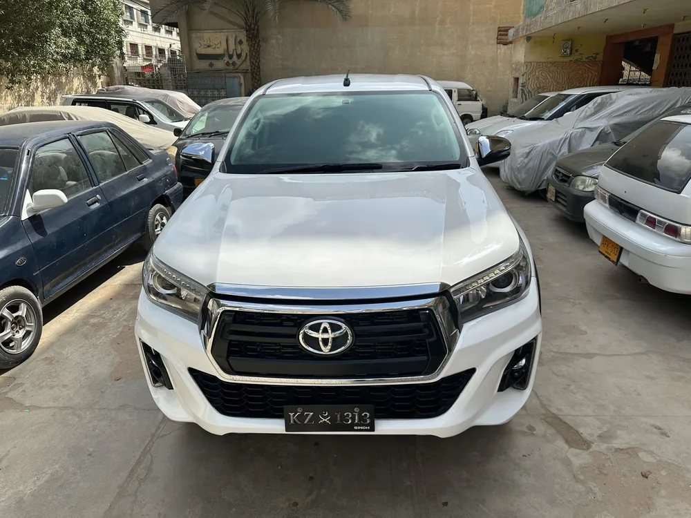 Toyota Hilux 2020 for Sale in Karachi Image-1