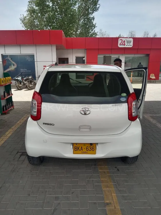 Toyota Passo 2014 for Sale in Karachi Image-1