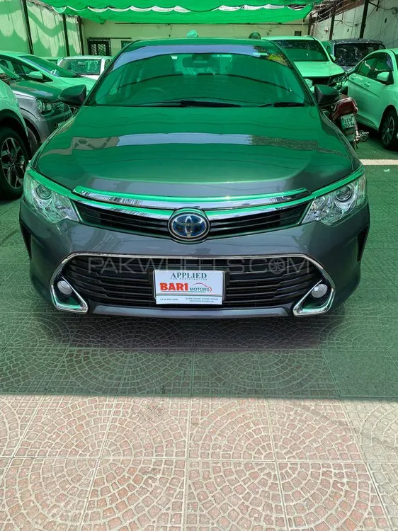 Toyota Camry 2015 for Sale in Lahore Image-1