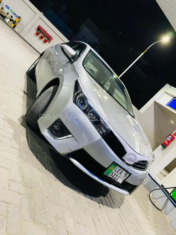 Toyota Corolla 2015 for Sale in Gujrat Image-1