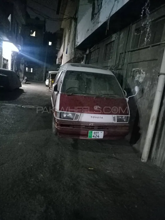 Toyota Town Ace 1984 for Sale in Lahore Image-1