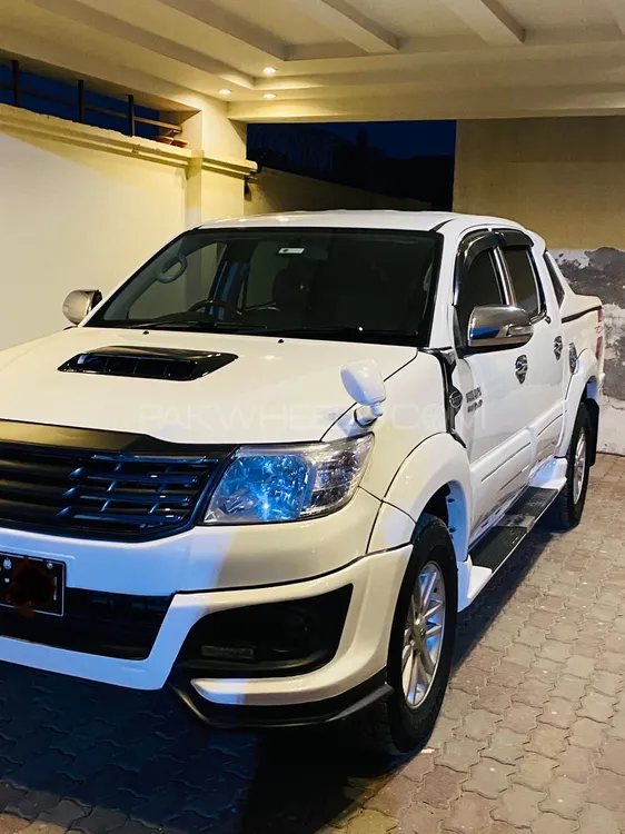 ٹویوٹا ہائیلکس 2014 for Sale in ملتان Image-1