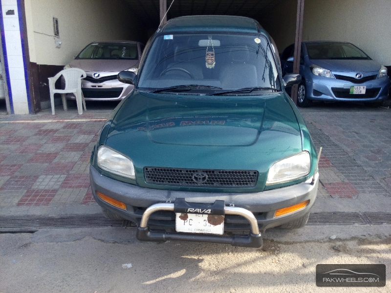 Toyota Rav4 1995 for Sale in Multan Image-1