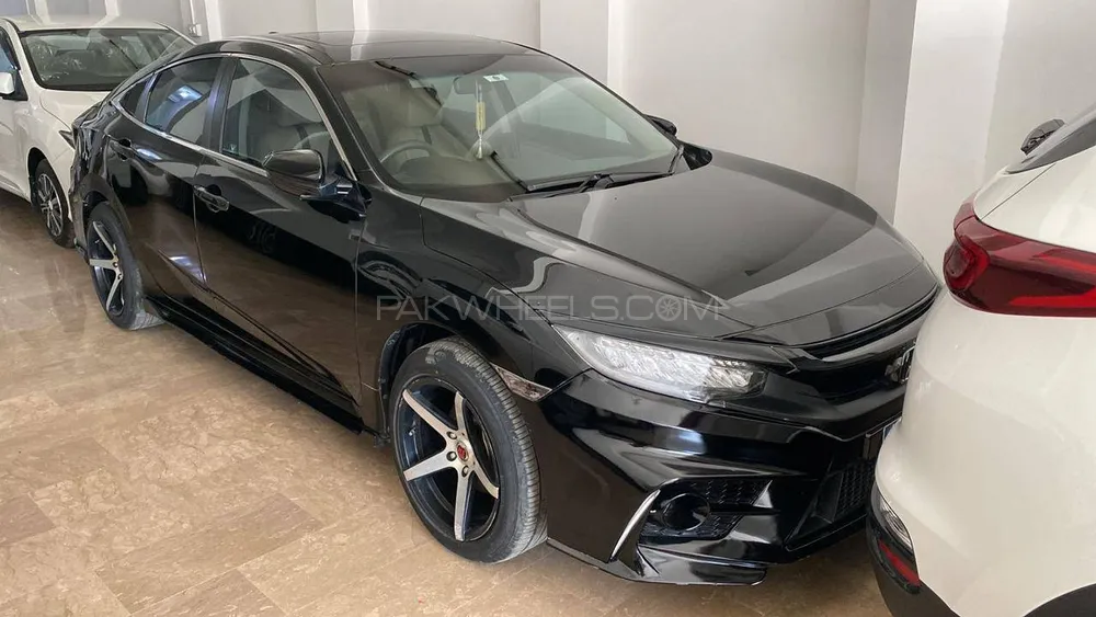 Honda Civic 2020 for Sale in Sialkot Image-1