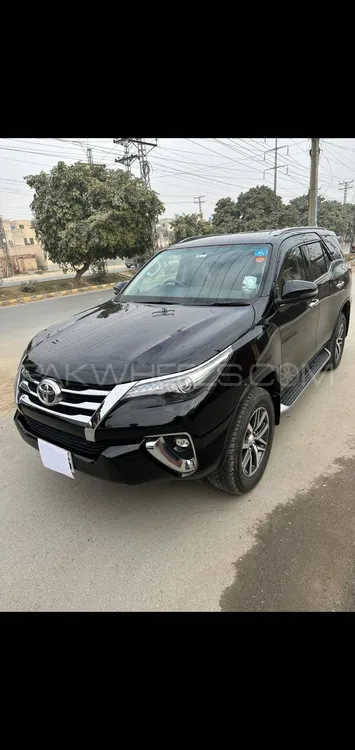 Toyota Fortuner 2020 for Sale in Lahore Image-1