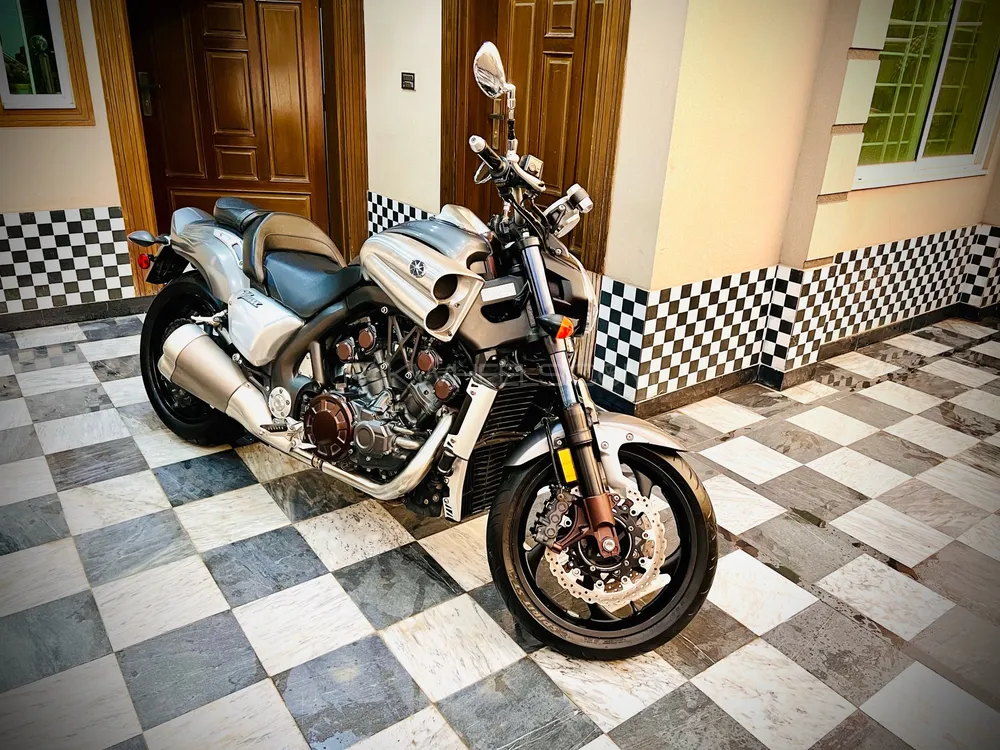 Yamaha V Max 2014 for Sale Image-1