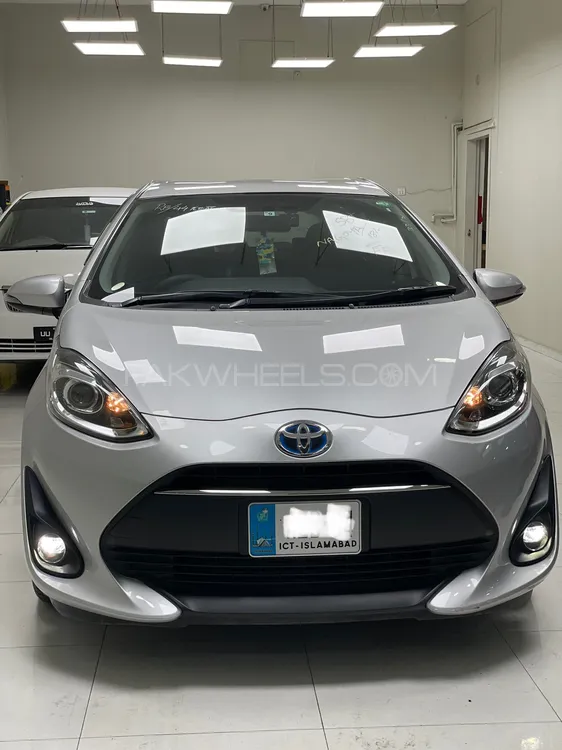Toyota Aqua 2018 for Sale in Peshawar Image-1