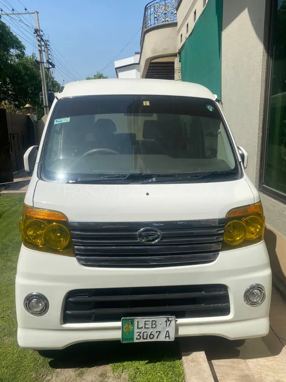 Daihatsu Atrai Wagon 2012 for Sale in Gujranwala Image-1