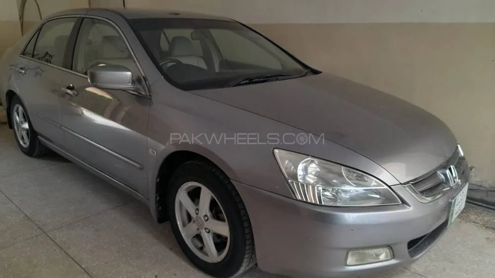 Honda Accord 2005 for Sale in Rawalpindi Image-1
