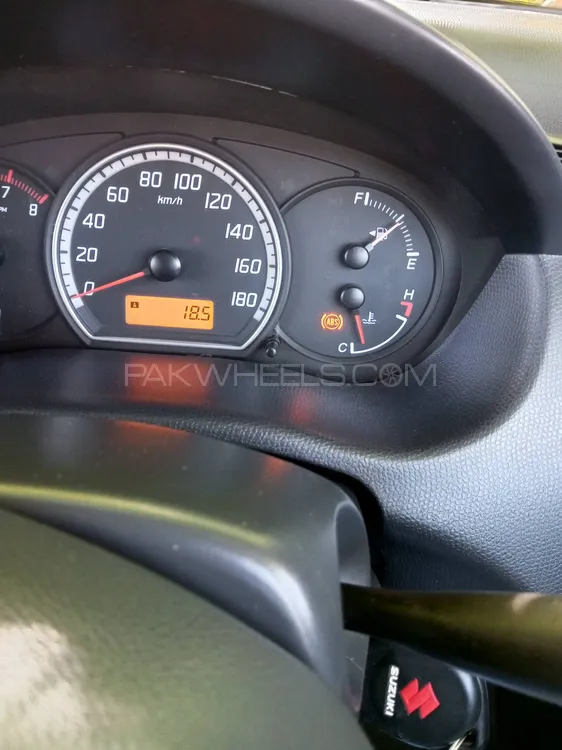Suzuki Swift 2013 for Sale in Mansehra Image-1