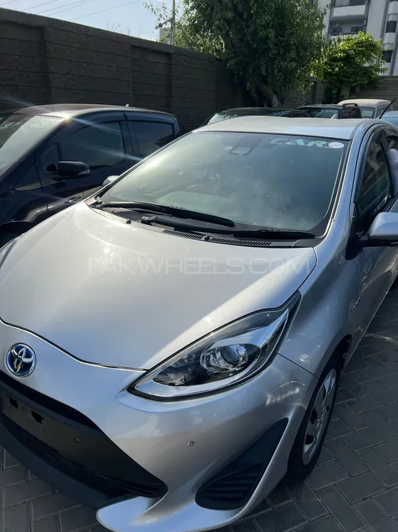 Toyota Aqua 2020 for Sale in Karachi Image-1