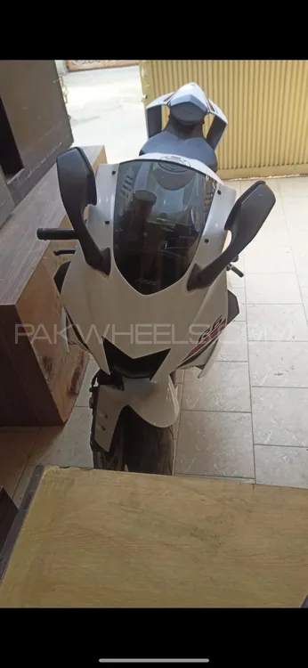 Yamaha YZF-R6 2019 for Sale Image-1