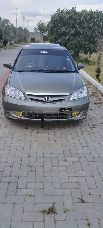Honda Civic 2004 for Sale in Chakwal Image-1