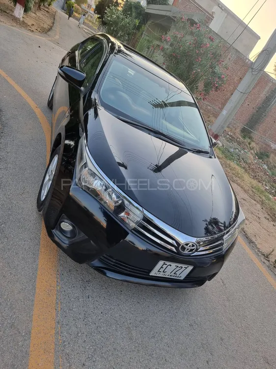 Toyota Corolla 2015 for Sale in Mandi bahauddin Image-1