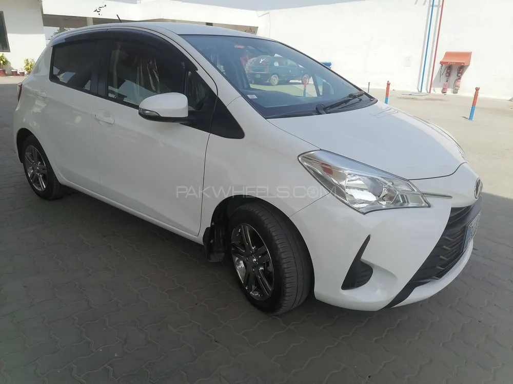 Toyota Vitz 2019 for Sale in Islamabad Image-1