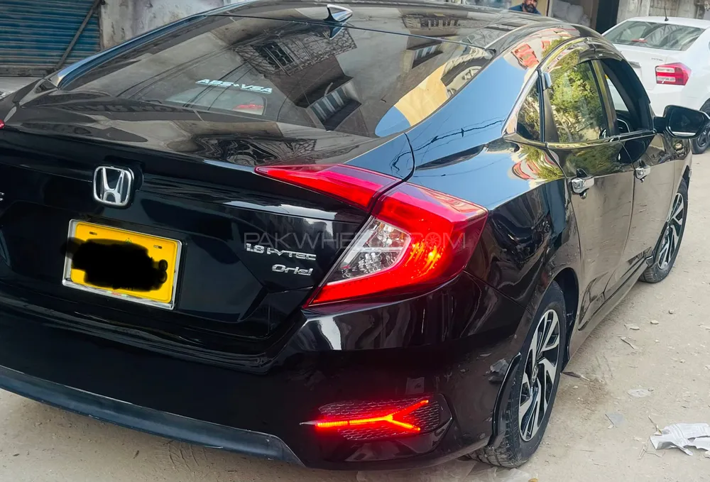Honda Civic 2017 for Sale in Karachi Image-1