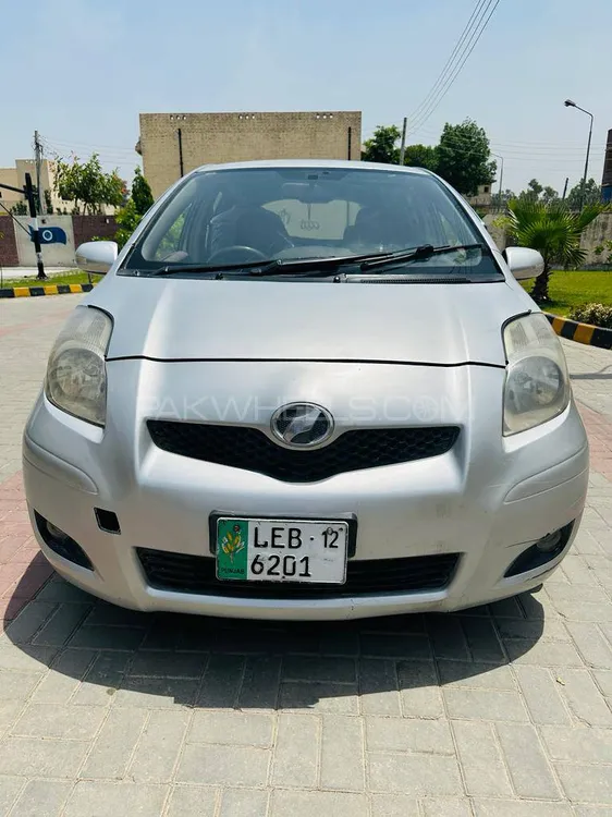 Toyota Vitz 2008 for Sale in Lahore Image-1