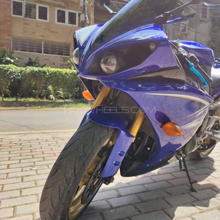 Yamaha r1 2015 deals olx