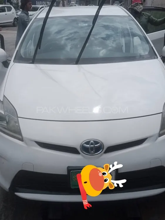 Toyota Prius 2013 for Sale in Taxila Image-1