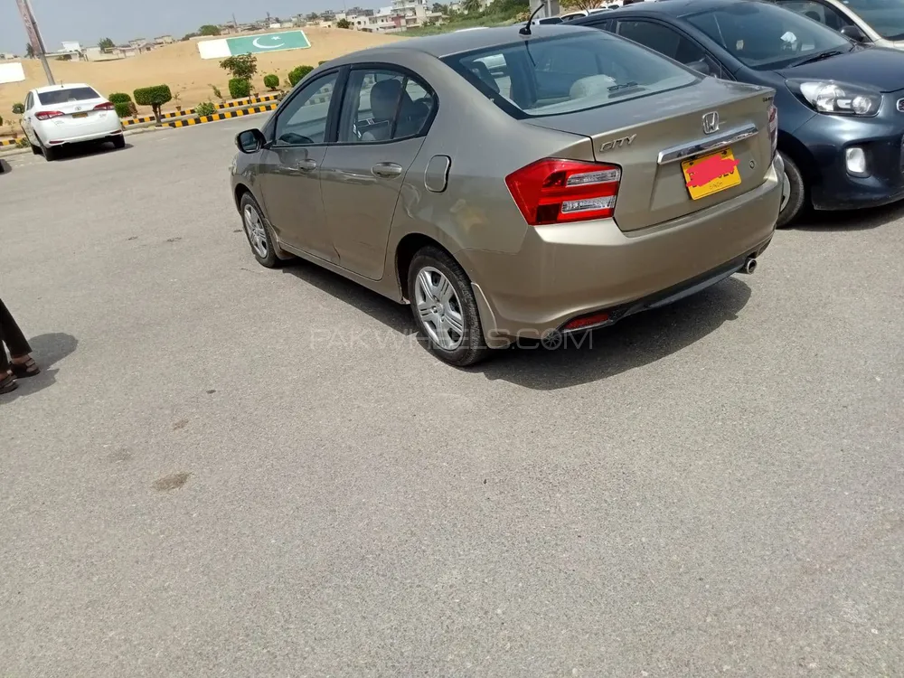 Honda City 2015 for Sale in Karachi Image-1