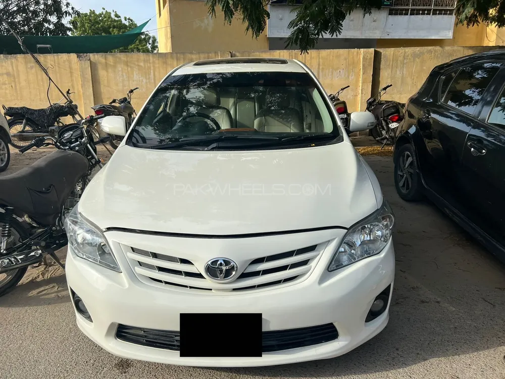 Toyota Corolla 2012 for Sale in Karachi Image-1