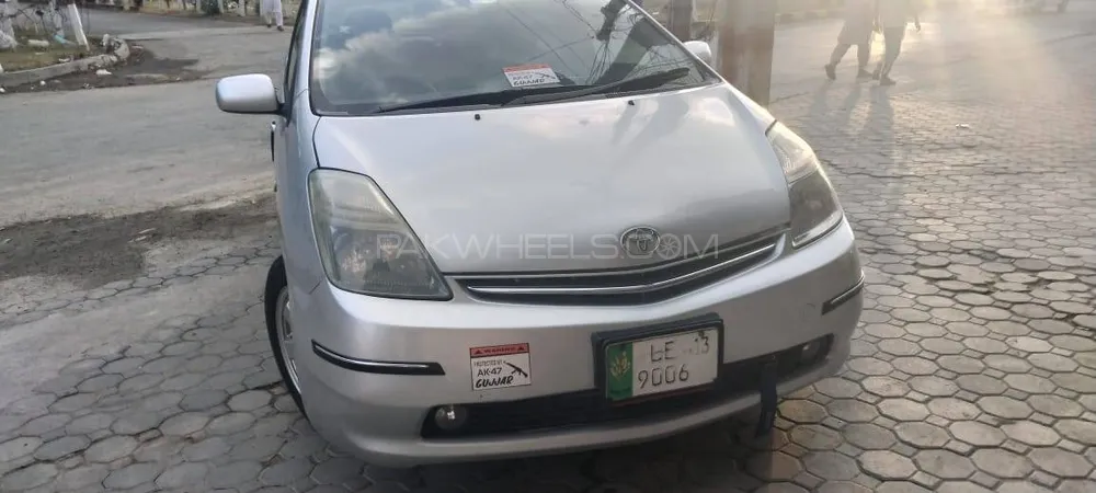 Toyota Prius 2007 for Sale in Lahore Image-1