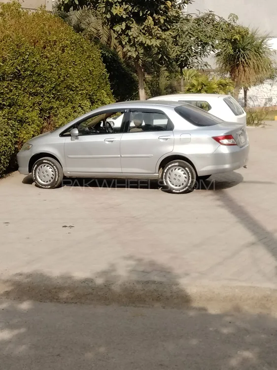 Honda City 2005 for Sale in Peshawar Image-1