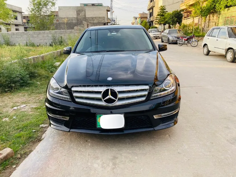 Mercedes Benz C Class 2011 for Sale in Islamabad Image-1