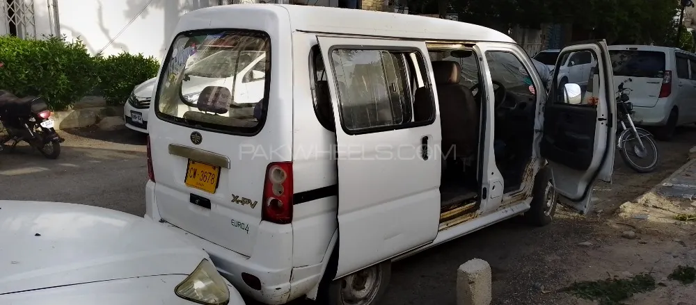 FAW X-PV 2016 for Sale in Karachi Image-1