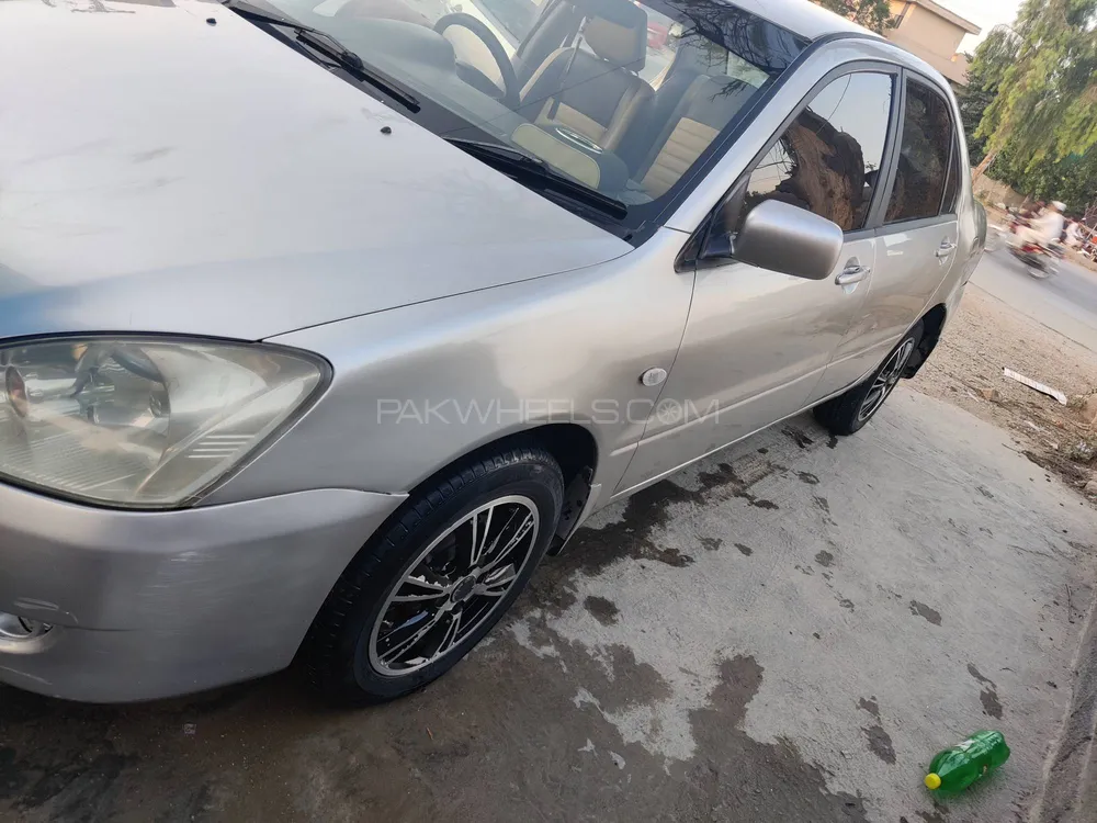 Mitsubishi Lancer 2005 for Sale in Wah cantt Image-1