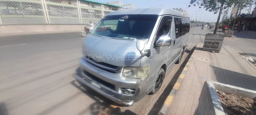 Toyota Hiace 2013 for Sale in Lahore Image-1