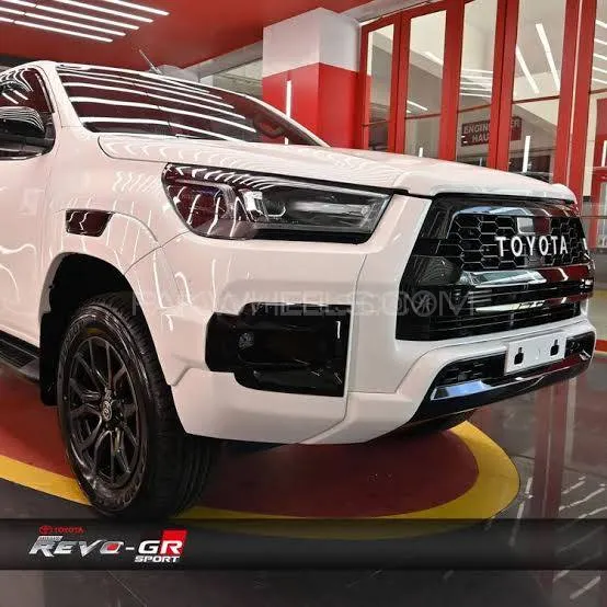 Toyota Hilux 2023 for Sale in Karachi Image-1