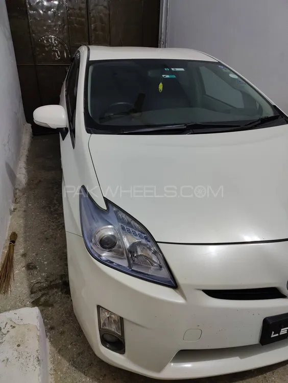 Toyota Prius 2011 for Sale in Topi Image-1