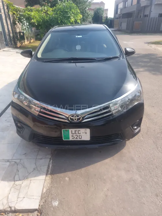 Toyota Corolla 2015 for Sale in Lahore Image-1