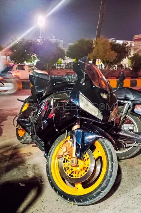 Suzuki Gsxr 250cc 1990 for Sale Image-1