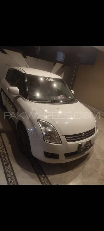Suzuki Swift 2017 for Sale in Lahore Image-1