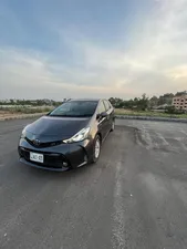Toyota Prius Alpha S Touring 2015 for Sale