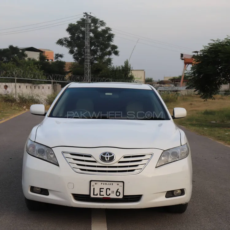 Toyota Camry 2007 for Sale in Islamabad Image-1