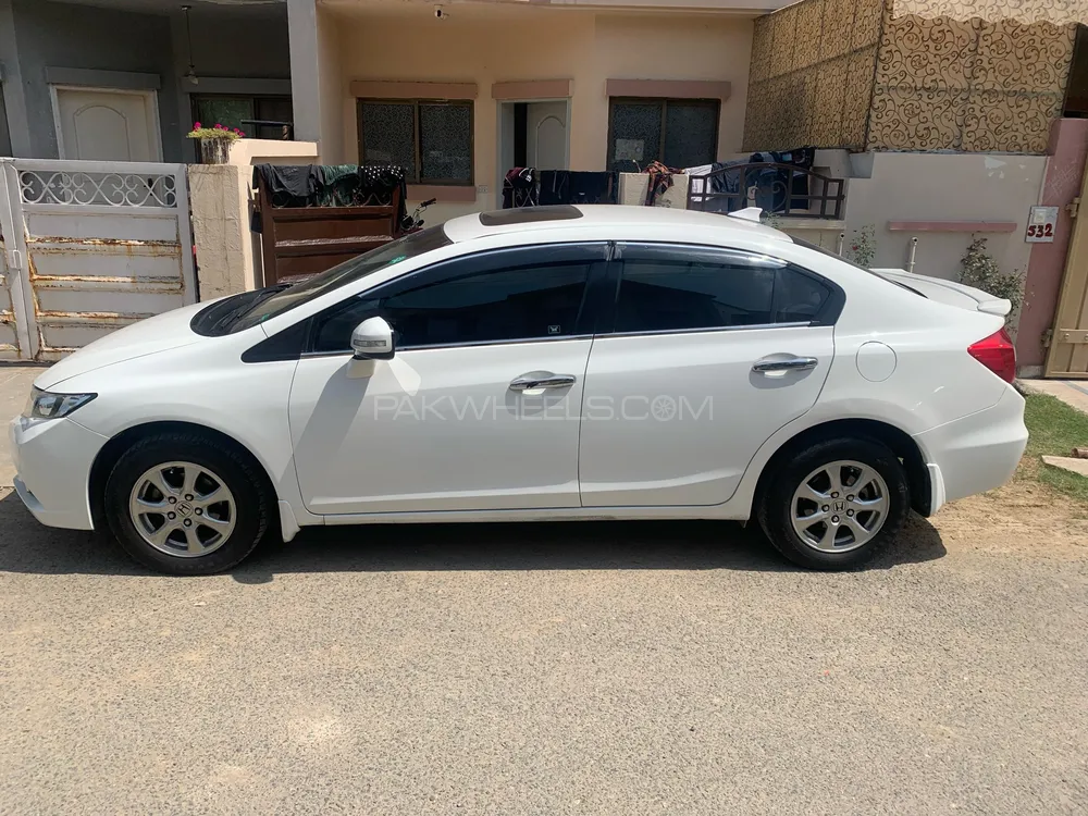 Honda Civic 2014 for Sale in Lahore Image-1