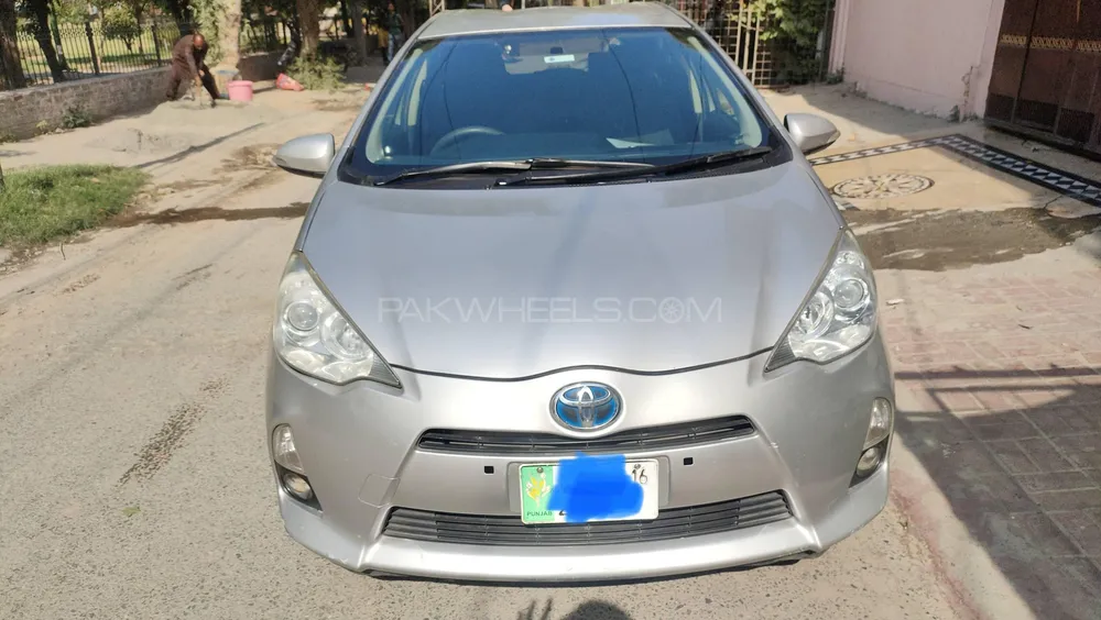 Toyota Aqua 2016 for Sale in Lahore Image-1