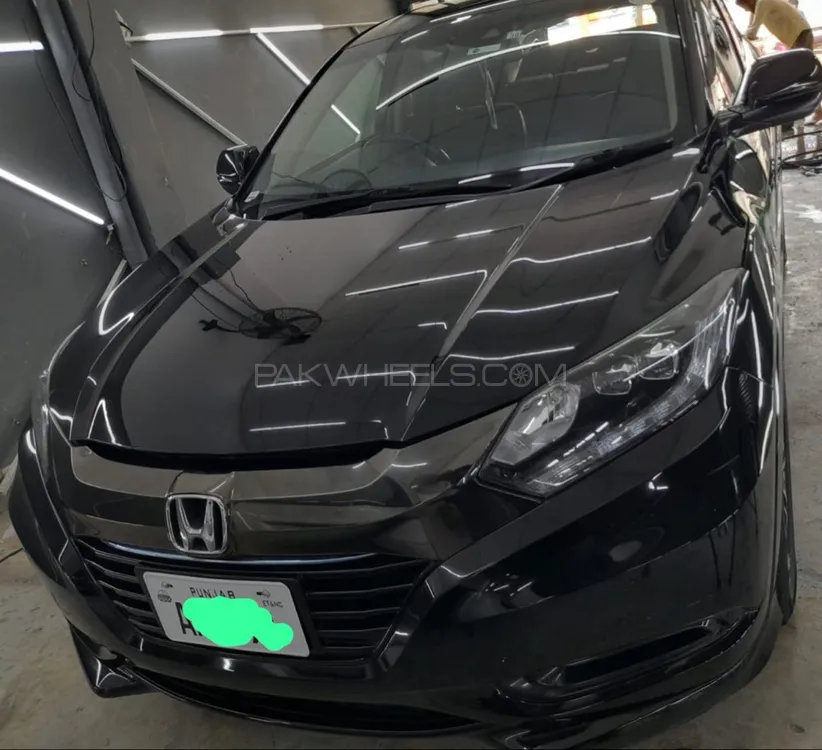 Honda Vezel 2016 for Sale in Lahore Image-1