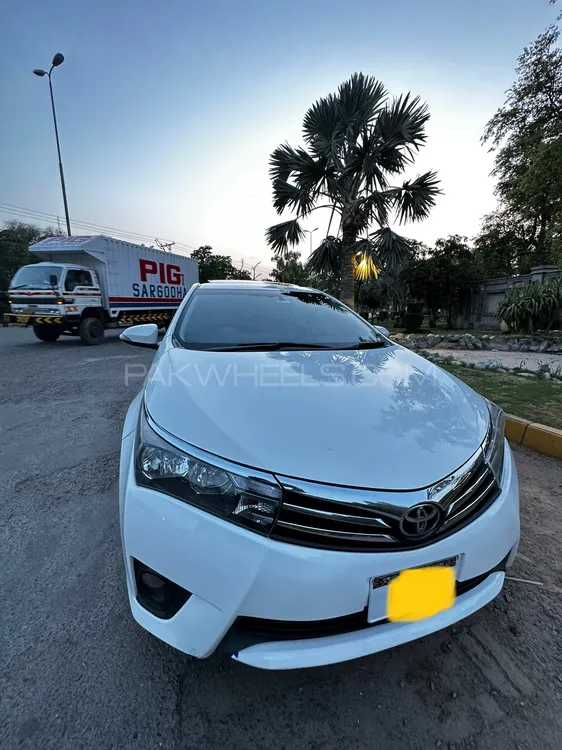 Toyota Corolla 2014 for Sale in Sargodha Image-1