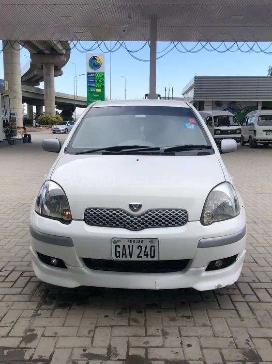 Toyota Vitz 2003 for Sale in Islamabad Image-1