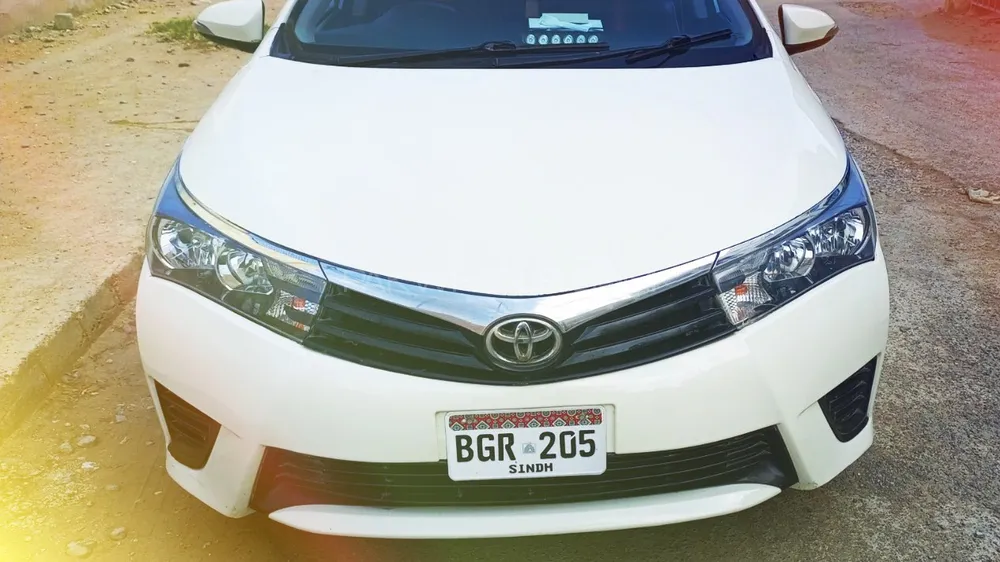Toyota Corolla 2016 for Sale in Karachi Image-1