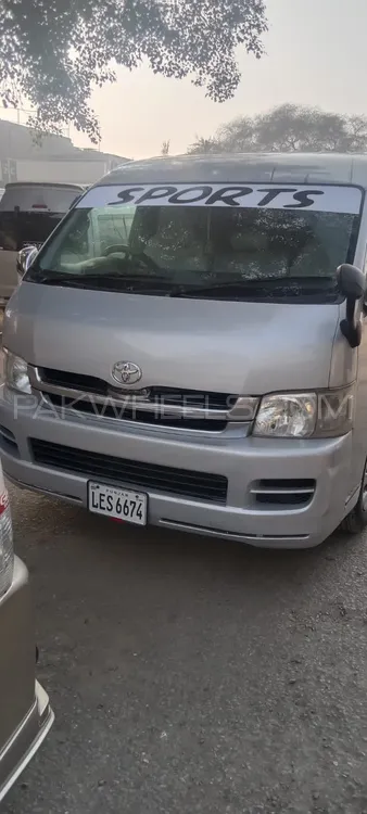 Toyota Hiace 2007 for Sale in Peshawar Image-1
